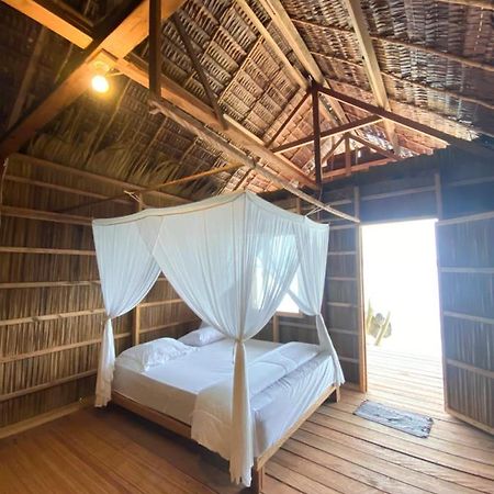 Mambetron Homestay Raja Ampat Pulau Mansuar Kültér fotó